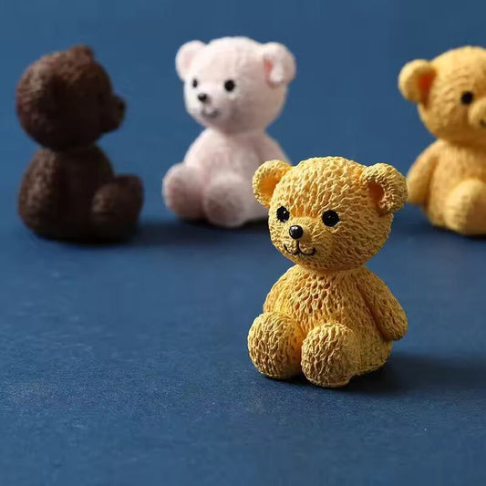 Resin Cute Little Bear Figurines Miniature Craft Fairy Garden Ornament Miniature Dollhouse Home Decoration Accessories